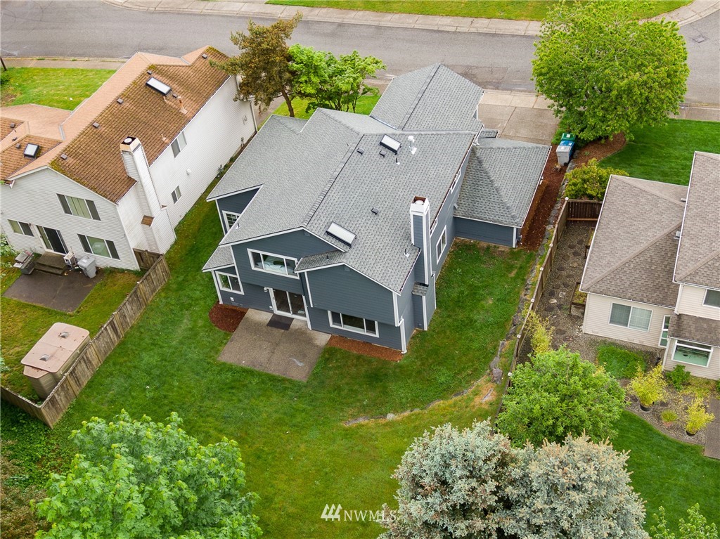19104 113th Way Southeast Renton, WA 98055 - Photo 24 of 30 an aerial view of a house with a garden