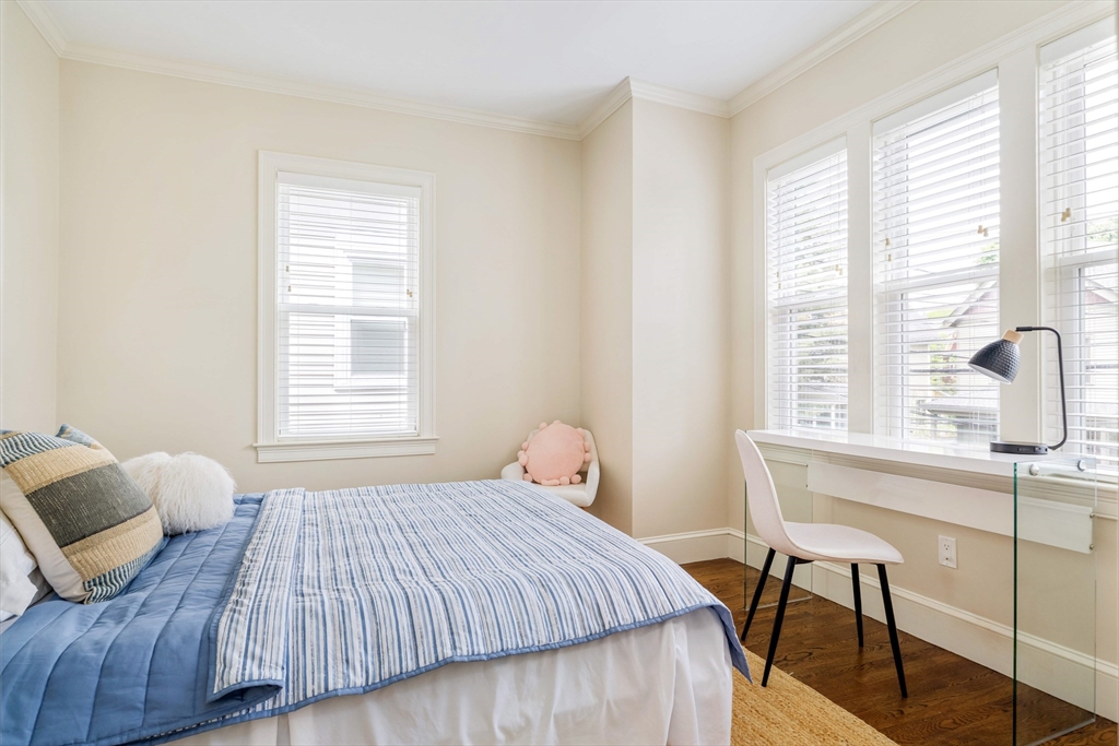 114 Davis Avenue, Unit 2 Brookline, MA 02445 - Photo 15 of 20