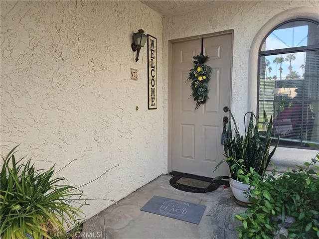 $2,000 | 505 South Farrell Drive, Unit N77, Palm Springs, CA 92264