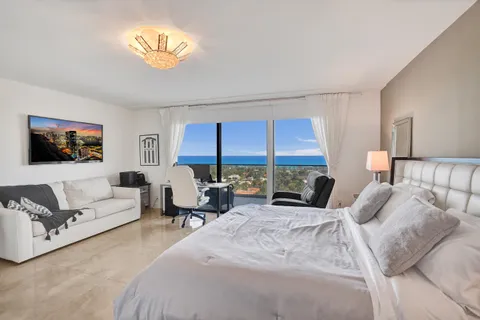 $1,395,000 | 19707 Turnberry Way, Unit 18J, Aventura, FL 33180