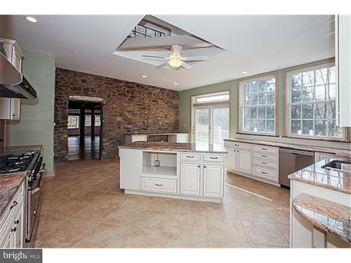 436 Bulltown Road Elverson, PA 19520 - Photo 7 of 24 Kitchen