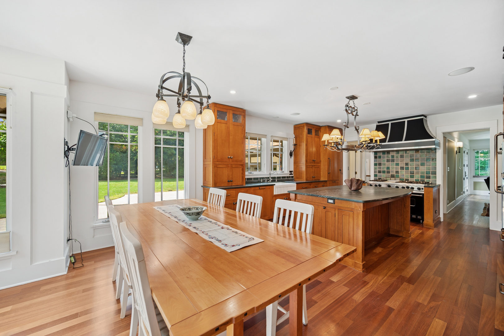 100 Old Green Bay Road Winnetka, IL 60093 - Photo 22 of 71