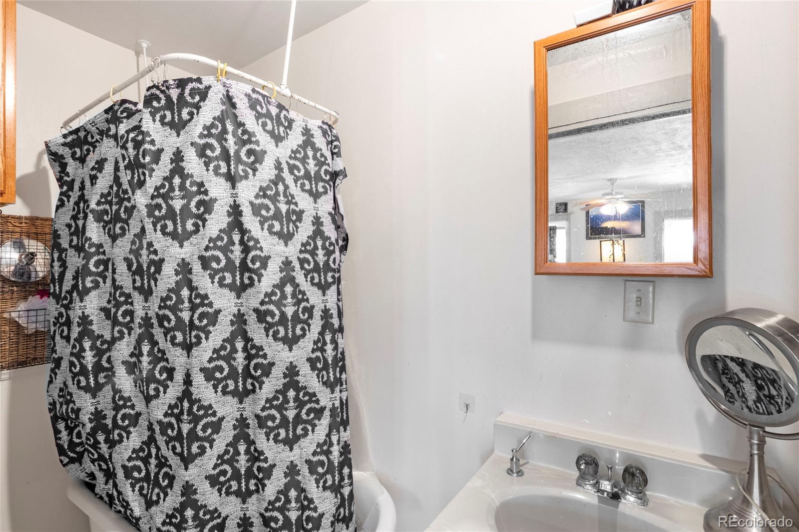 2620 Main Street Colorado Springs, CO 80907 - Photo 12 of 33