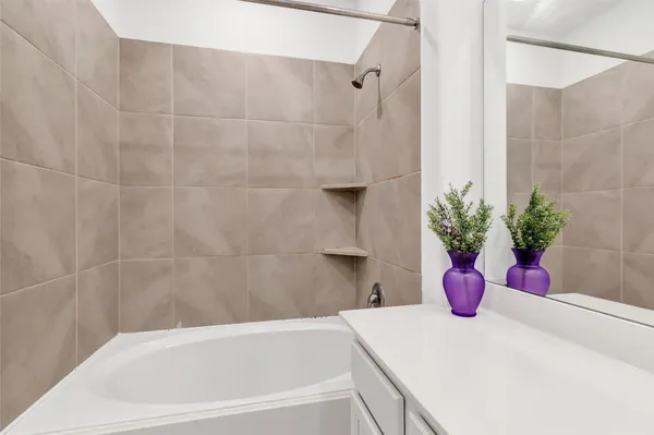 $1,725 | 6220 Arcadia Sound Lane, Porter, TX 77365