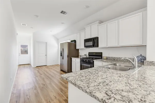 $1,725 | 6220 Arcadia Sound Lane, Porter, TX 77365