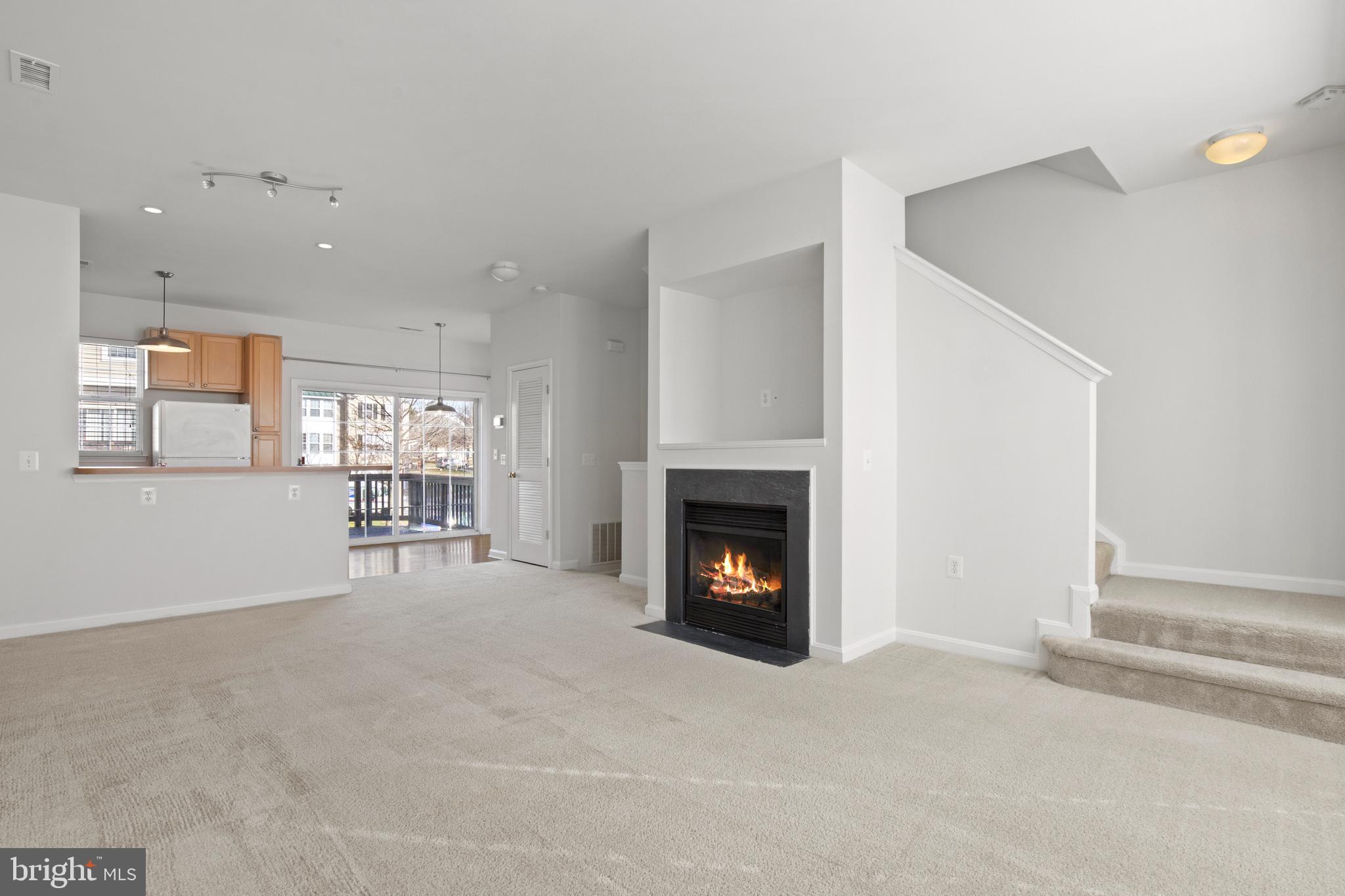 22941 Fontwell Square Sterling, VA 20166 - Photo 4 of 35 Family Room & Dining Room