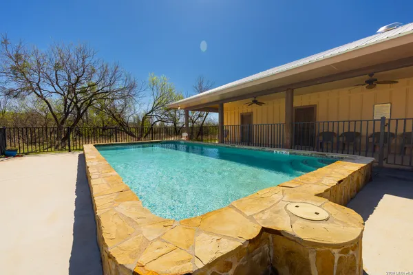 $525,000 | 726 Tierra Linda Drive, Concan, TX 78838