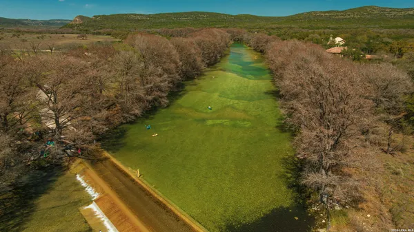 $525,000 | 726 Tierra Linda Drive, Concan, TX 78838