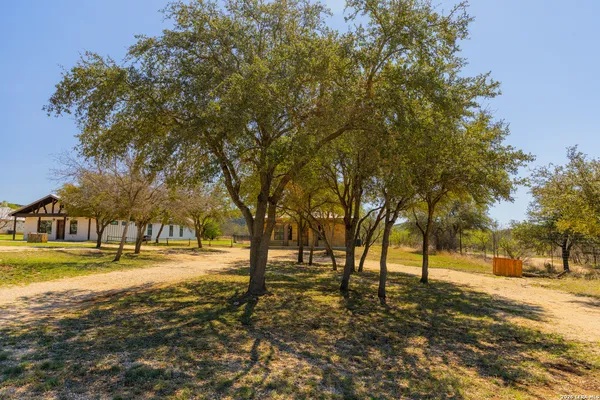 $525,000 | 726 Tierra Linda Drive, Concan, TX 78838