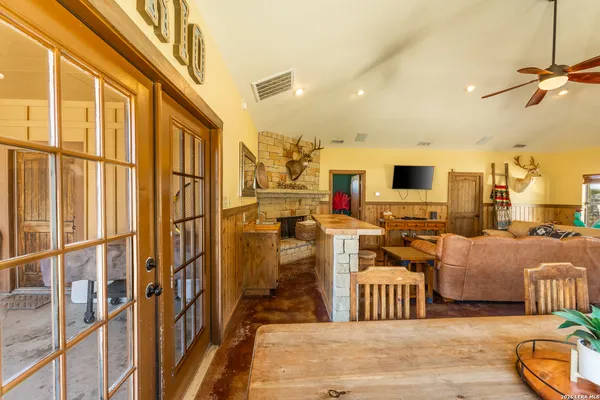 $525,000 | 726 Tierra Linda Drive, Concan, TX 78838
