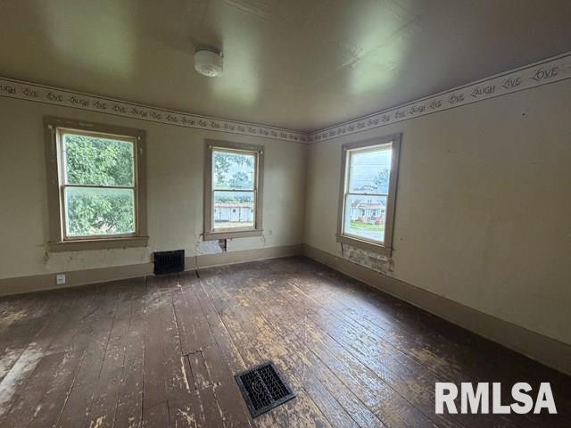 107 East Market Street Table Grove, IL 61482 - Photo 16 of 20