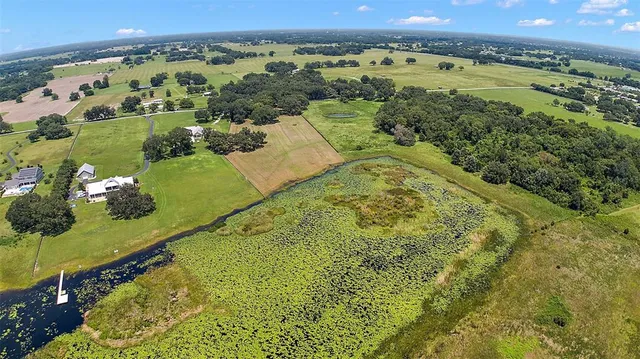 $300,000 | 204 Co Road, Oxford, FL 34484