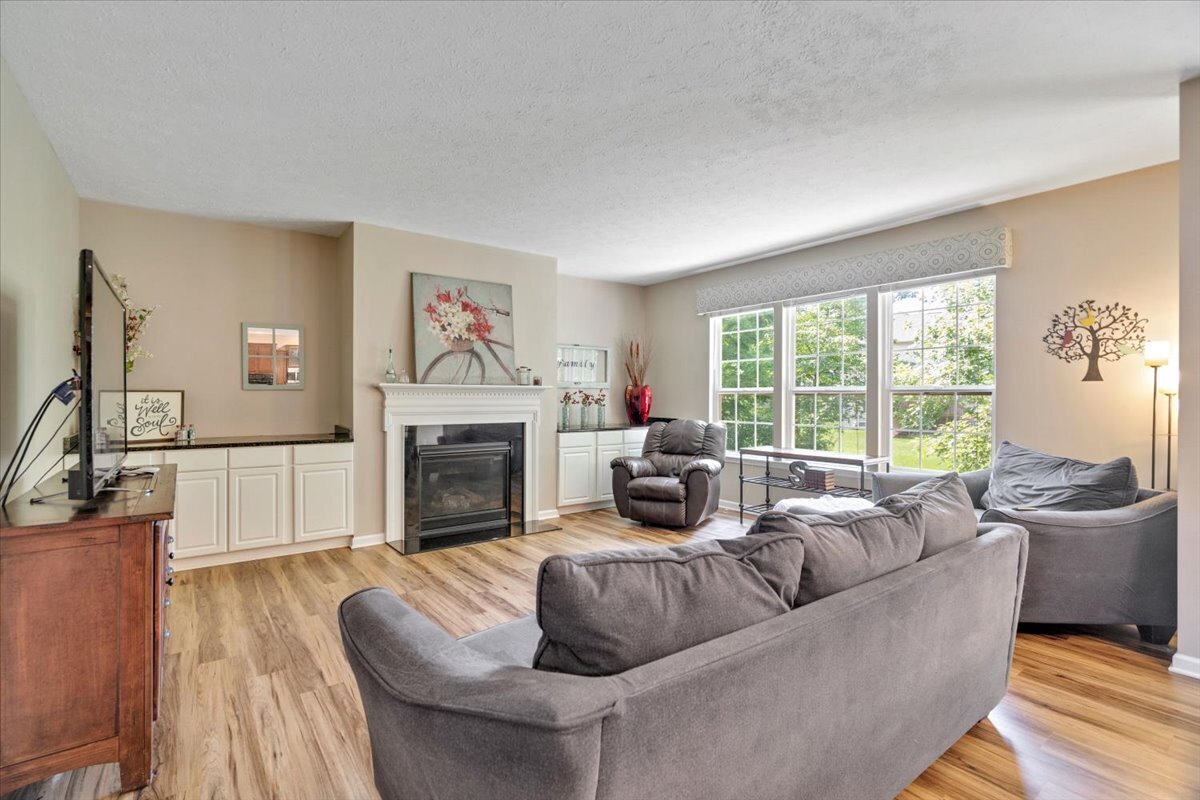 10341 Sugar Ridge Way Indianapolis, IN 46239 - Photo 7 of 39 Gallery Image 7