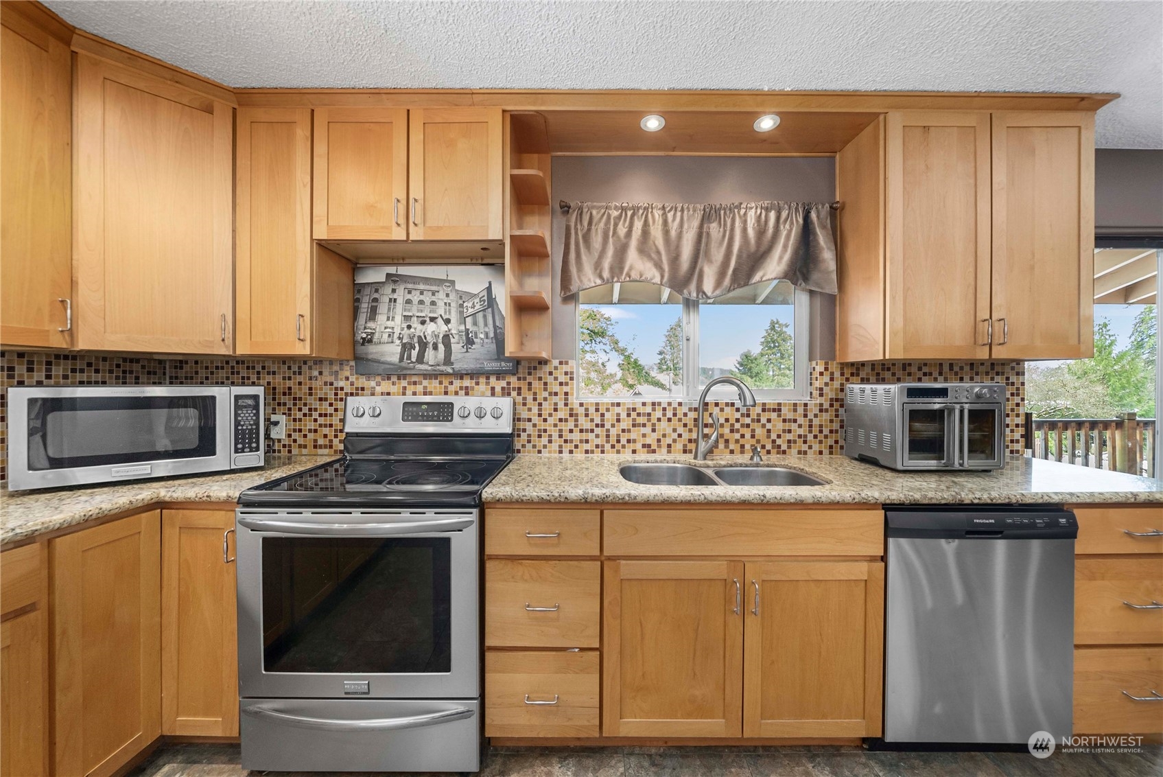 4411 Feigley Road West Port Orchard, WA 98367 - Photo 14 of 39 Gallery Image 14