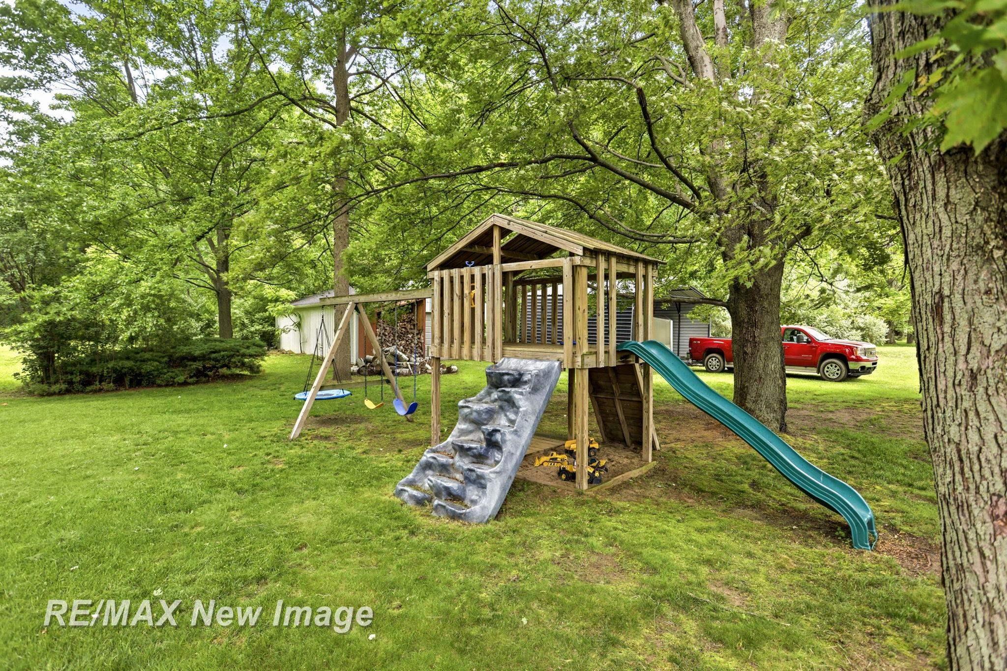 8385 Canada Road Birch Run, MI 48415 - Photo 43 of 58