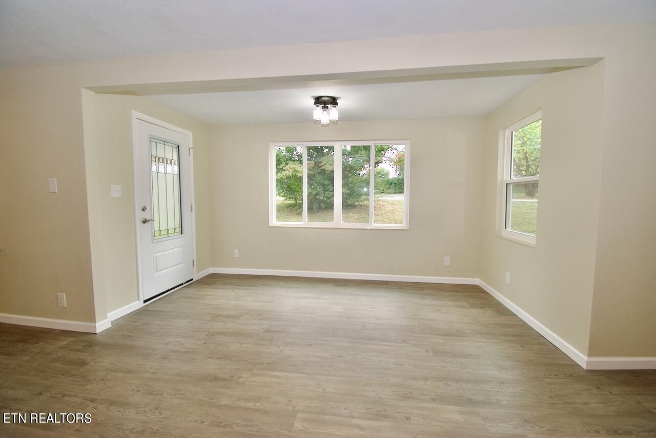 421 Main Road Maryville, TN 37804 - Photo 7 of 43 Gallery Image 7