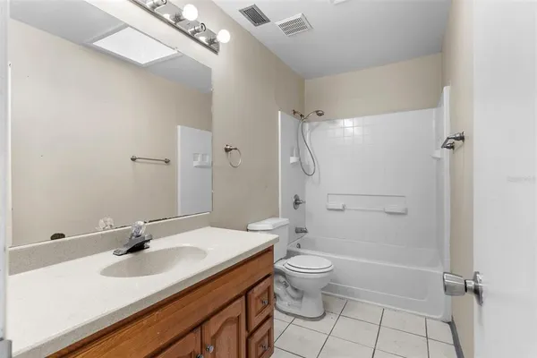 $439,900 | 704 West Alamo Drive, Lakeland, FL 33813