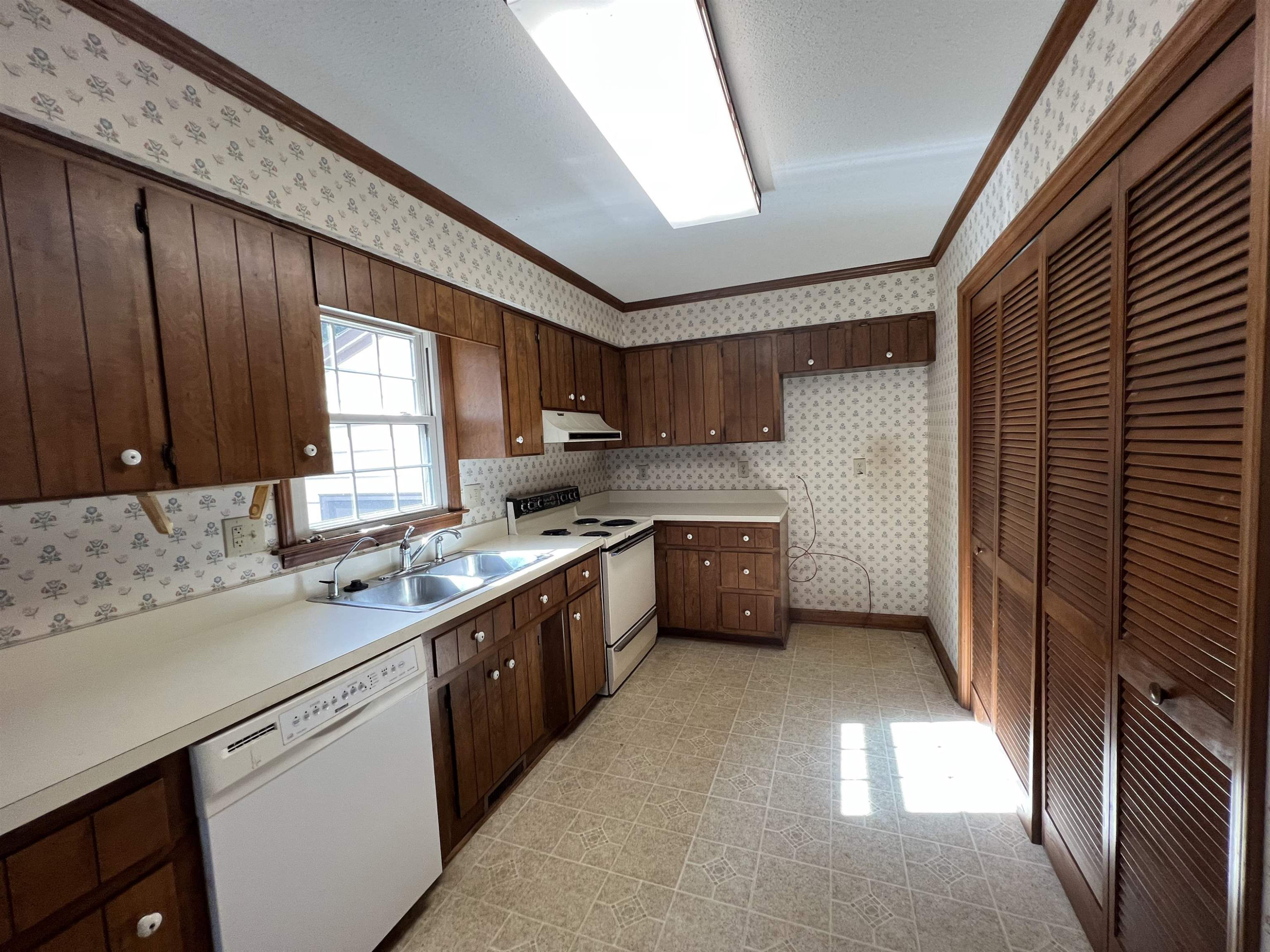 2509 Sawmill Road Raleigh, NC 27613 - Photo 10 of 22 Photo 10