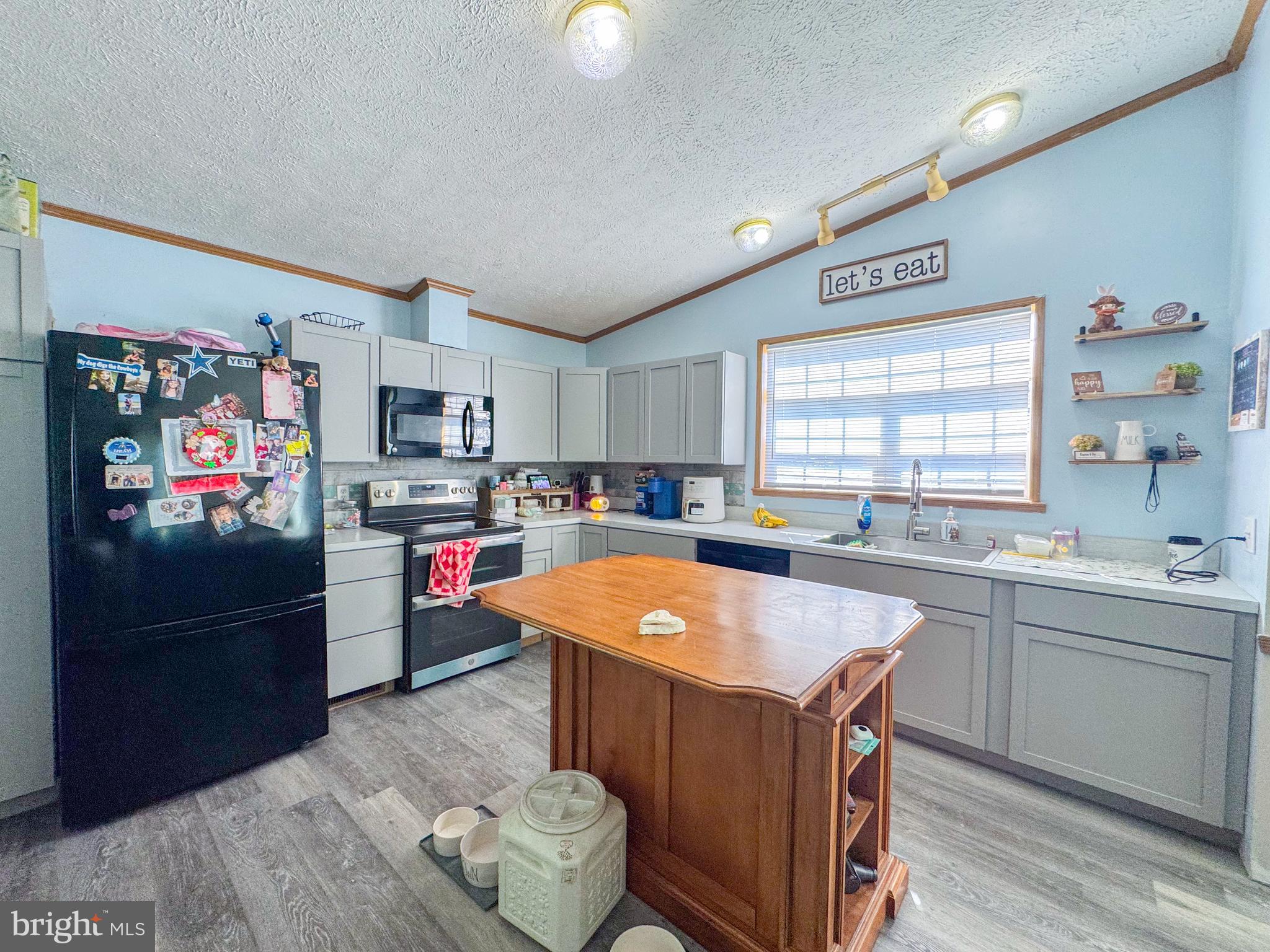 124 Aztec Court Julian, PA 16844 - Photo 6 of 18