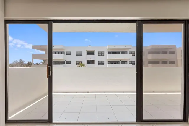 $734,900 | 330 Southeast 20th Avenue, Unit 421, Deerfield Beach, FL 33441