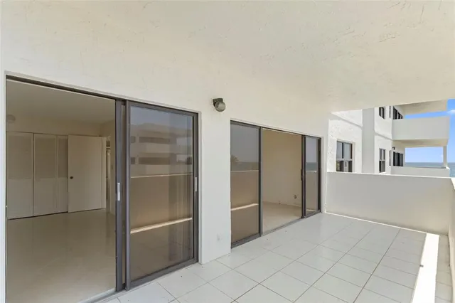 $734,900 | 330 Southeast 20th Avenue, Unit 421, Deerfield Beach, FL 33441