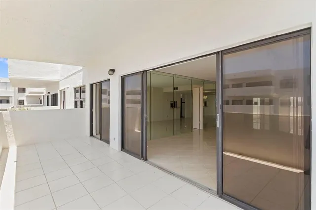 $734,900 | 330 Southeast 20th Avenue, Unit 421, Deerfield Beach, FL 33441