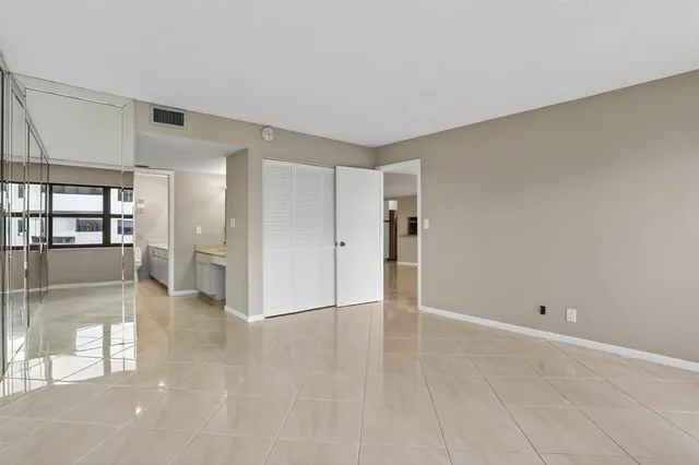 $734,900 | 330 Southeast 20th Avenue, Unit 421, Deerfield Beach, FL 33441