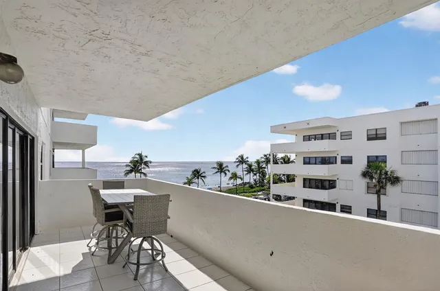 $734,900 | 330 Southeast 20th Avenue, Unit 421, Deerfield Beach, FL 33441