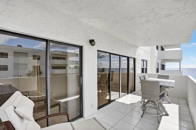 $734,900 | 330 Southeast 20th Avenue, Unit 421, Deerfield Beach, FL 33441