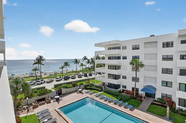 $734,900 | 330 Southeast 20th Avenue, Unit 421, Deerfield Beach, FL 33441