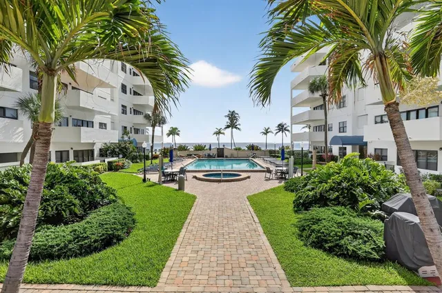 $734,900 | 330 Southeast 20th Avenue, Unit 421, Deerfield Beach, FL 33441