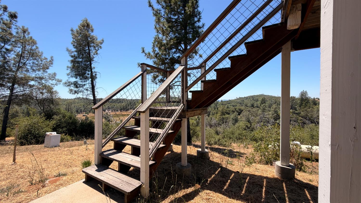7436 Eagle View Drive Mountain Ranch, CA 95246 - Photo 31 of 51