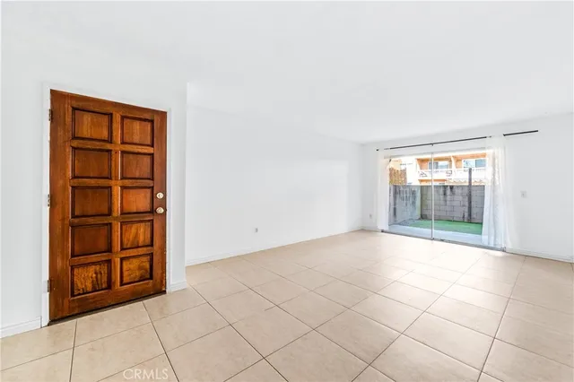 $439,000 | 6600 Warner Avenue, Unit 115, Huntington Beach, CA 92647