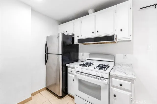 $439,000 | 6600 Warner Avenue, Unit 115, Huntington Beach, CA 92647