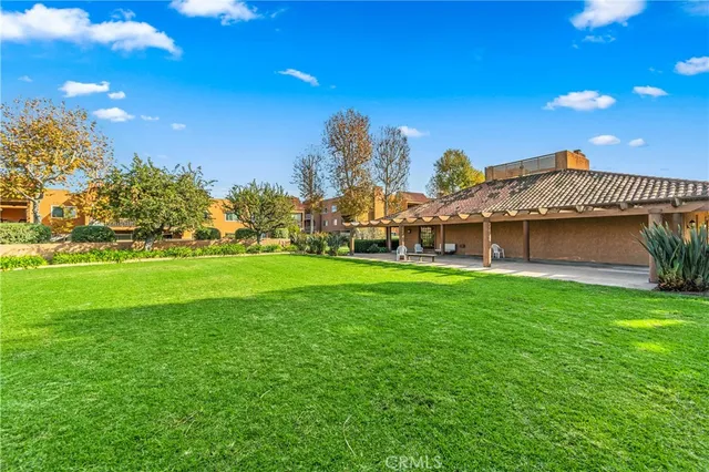 $439,000 | 6600 Warner Avenue, Unit 115, Huntington Beach, CA 92647