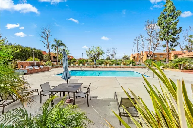 $439,000 | 6600 Warner Avenue, Unit 115, Huntington Beach, CA 92647