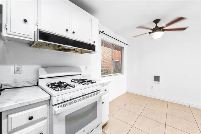 $439,000 | 6600 Warner Avenue, Unit 115, Huntington Beach, CA 92647