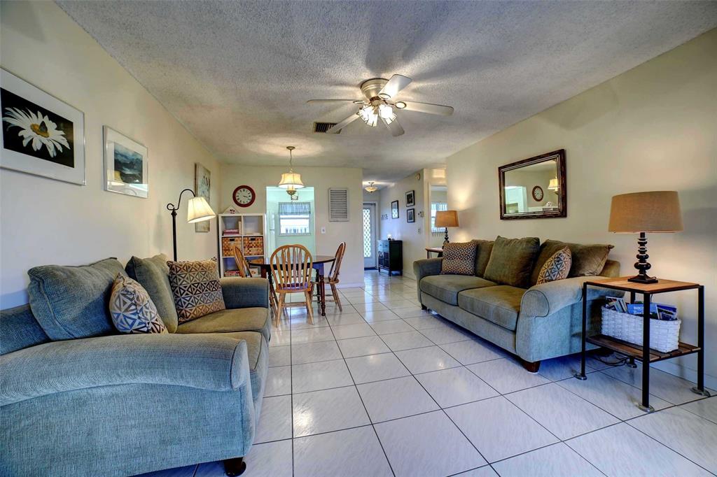 300 Southwest Golfview Terrace, Unit 150 Boynton Beach, FL 33426 - Photo 4 of 29