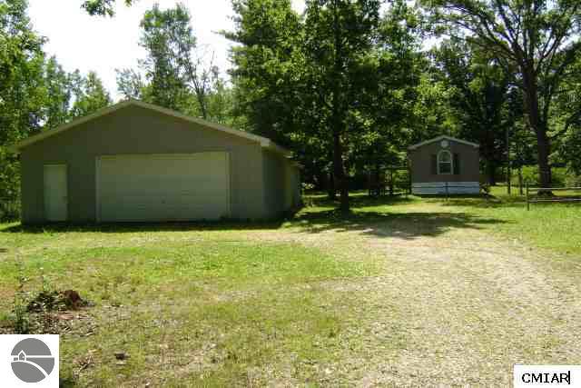 9450 East Rosebush Road Mount Pleasant, MI 48858 - Photo 1 of 7 1770080.JPG