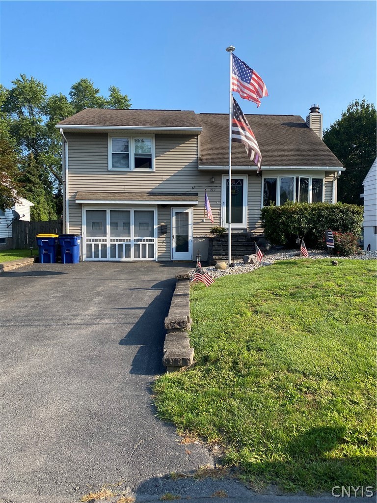 212 Myron Road Camillus, NY 13219 - Photo 1 of 1 Welcome to 212 Myron Rd!