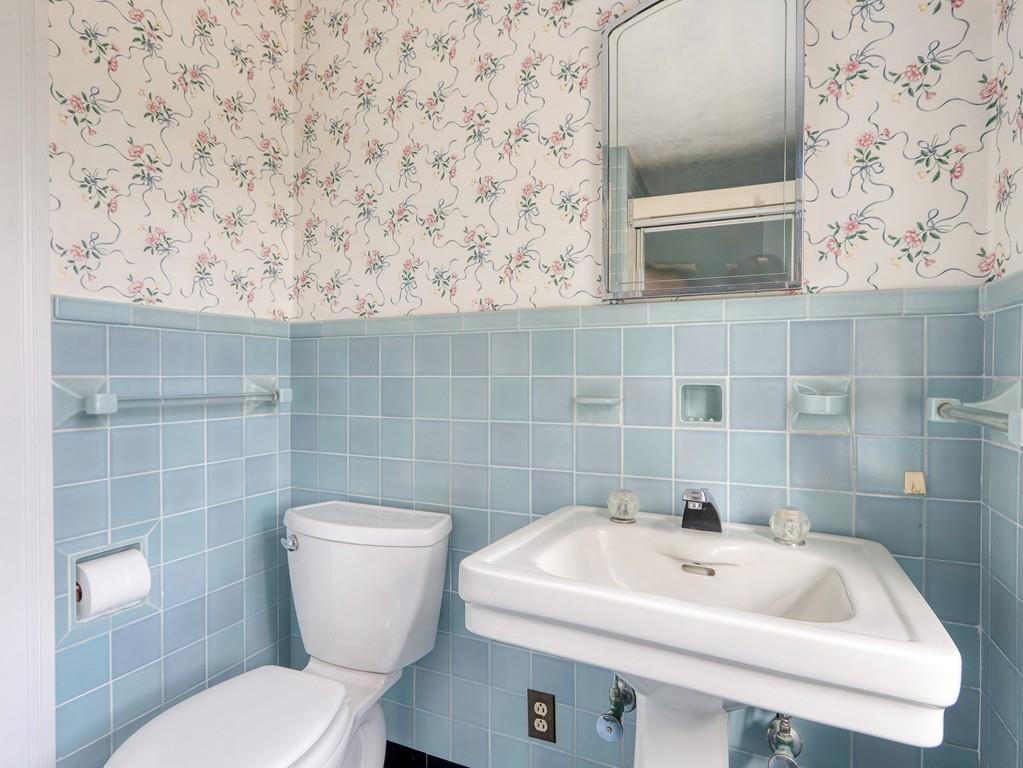 74 Leighton Road Wellesley, MA 02482 - Photo 31 of 37