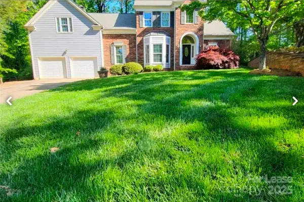 $2,650 | 8711 Piccone Brook Lane, Charlotte, NC 28216