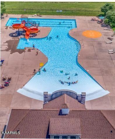 108 Chaseberry Road, Unit LOT 15G Oak Ridge, TN 37830 - Photo 9 of 26 Outdoor Pool2