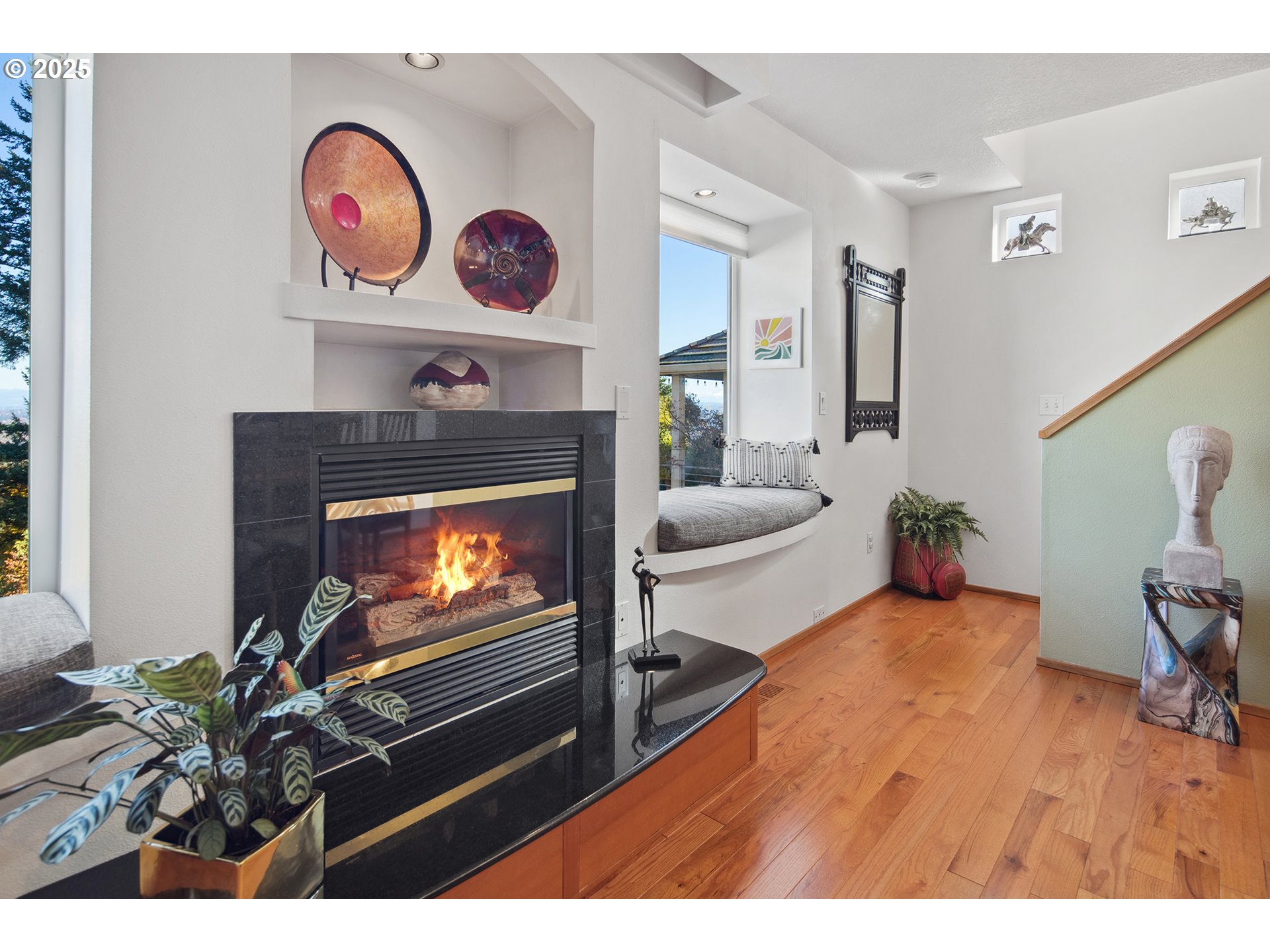 5606 Southwest Edgemont Place Portland, OR 97239 - Photo 17 of 45 Gallery Image 17