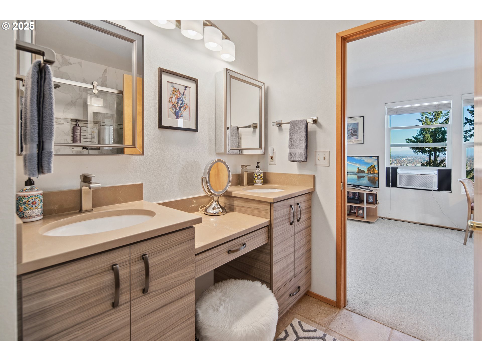 5606 Southwest Edgemont Place Portland, OR 97239 - Photo 31 of 45 Gallery Image 31