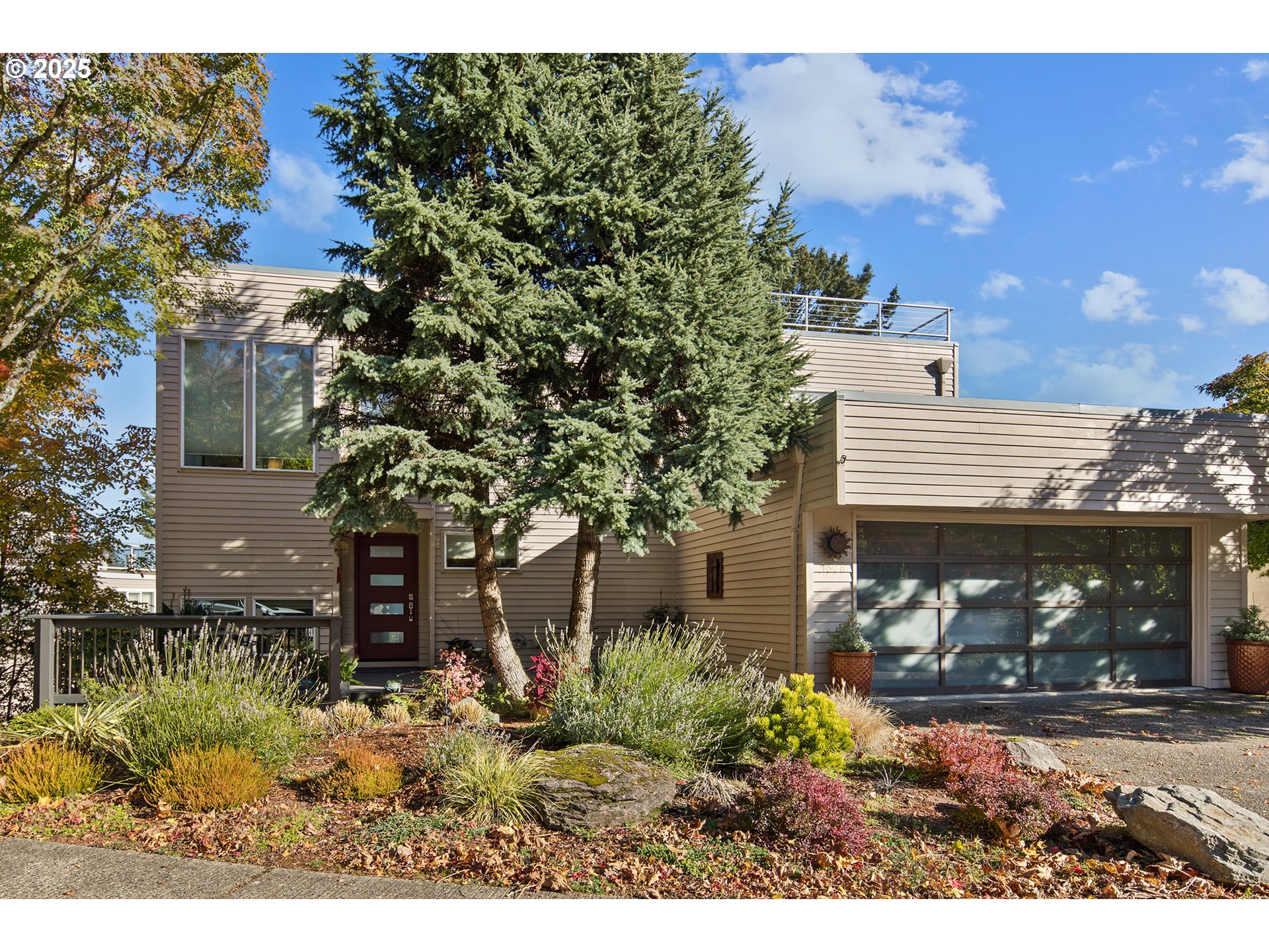 5606 Southwest Edgemont Place Portland, OR 97239 - Photo 42 of 45 Gallery Image 42