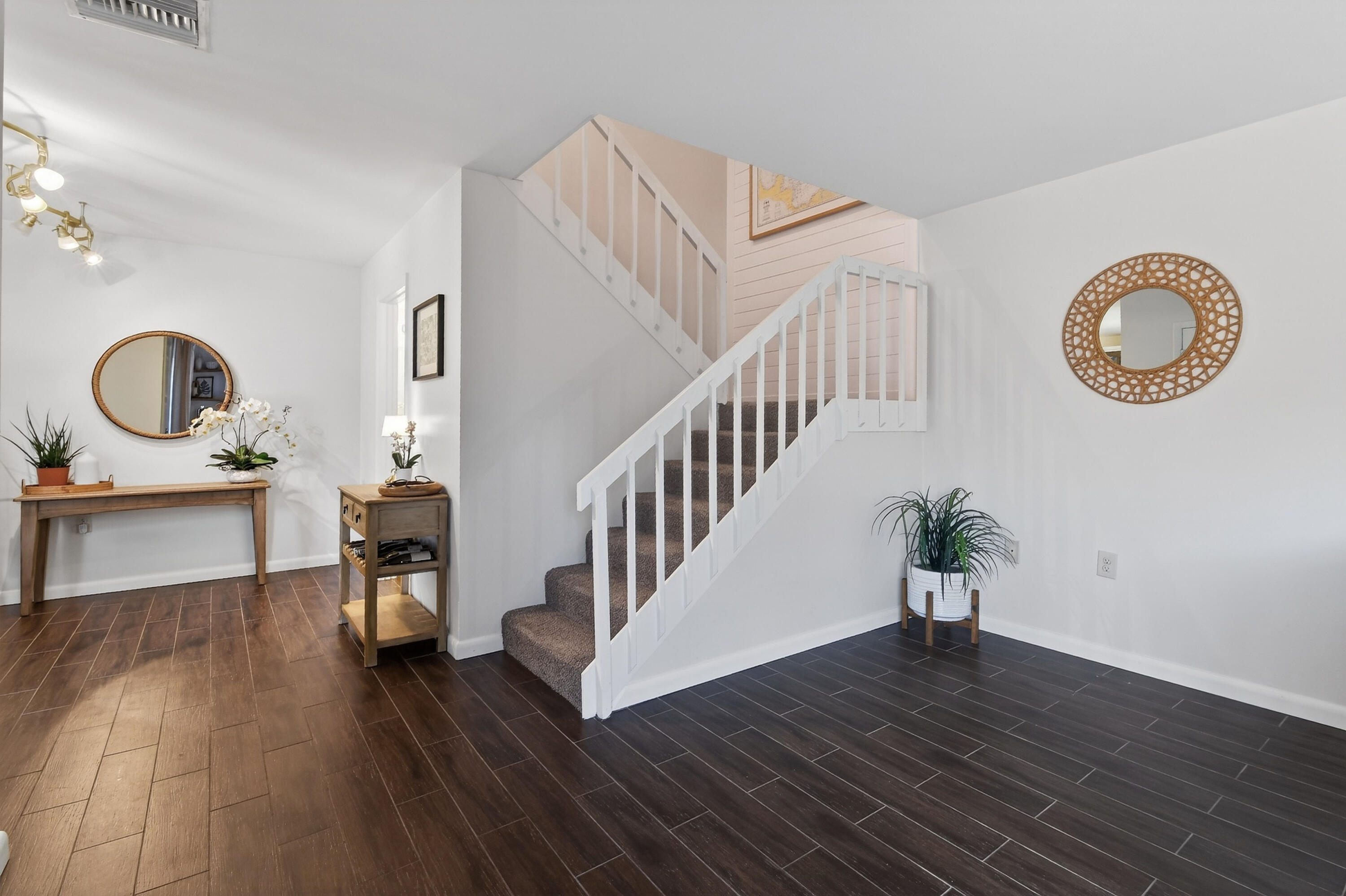 3900 County Line Road, Unit 15A Tequesta, FL 33469 - Photo 8 of 37 a view of living room and wooden floor