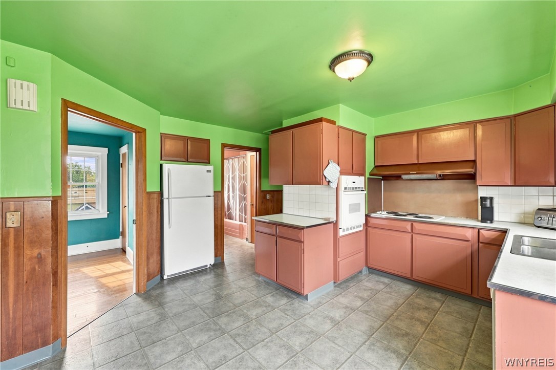 799 Center Road West Seneca, NY 14224 - Photo 7 of 19 Gallery Image 7