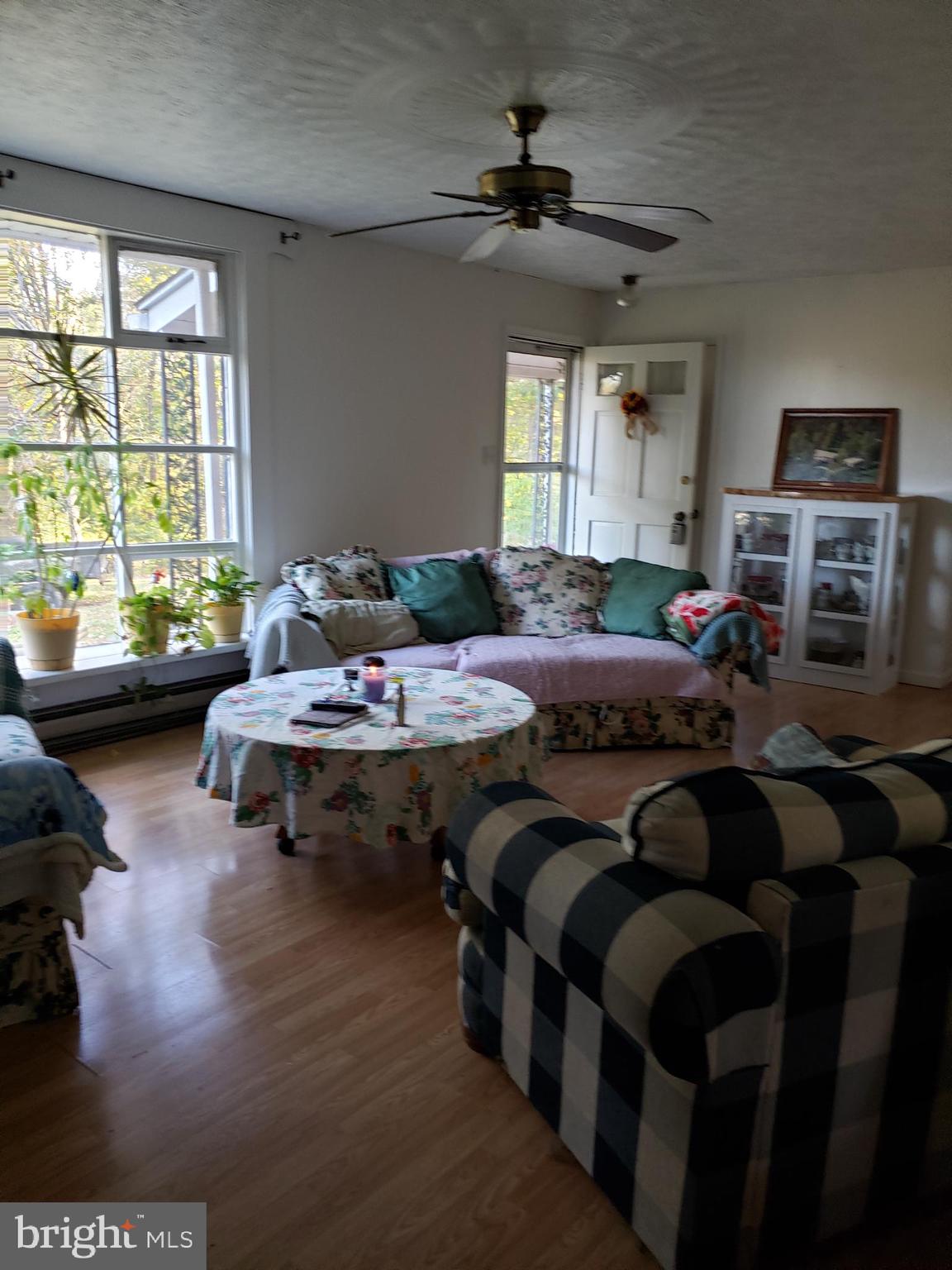 3328 Dominion Road Gerrardstown, WV 25420 - Photo 11 of 19 living room