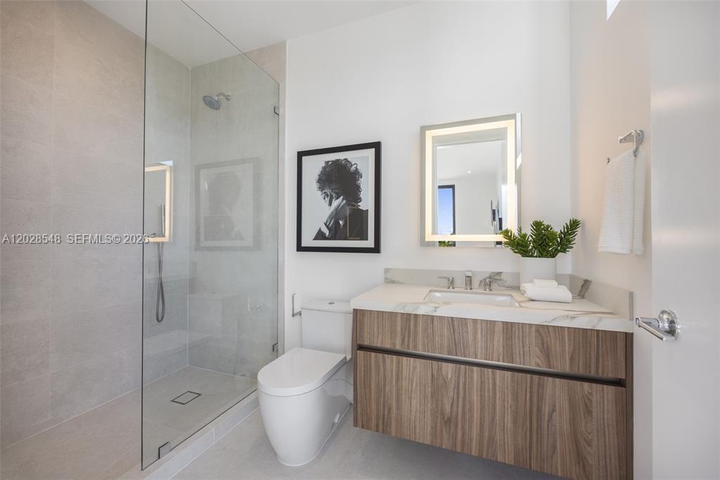 92 Southwest 28th Road, Unit 4 Miami, FL 33129 - Photo 28 of 33
